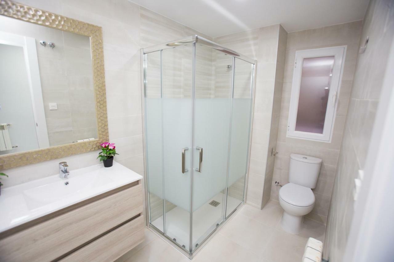 Apartament Center Deluxe Grenada Zewnętrze zdjęcie